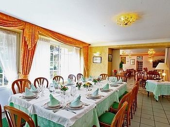 Restaurant Plaisance-piscine Couverte Et Chauffee- Proche Sarlat- Vitrac (Dordogne)